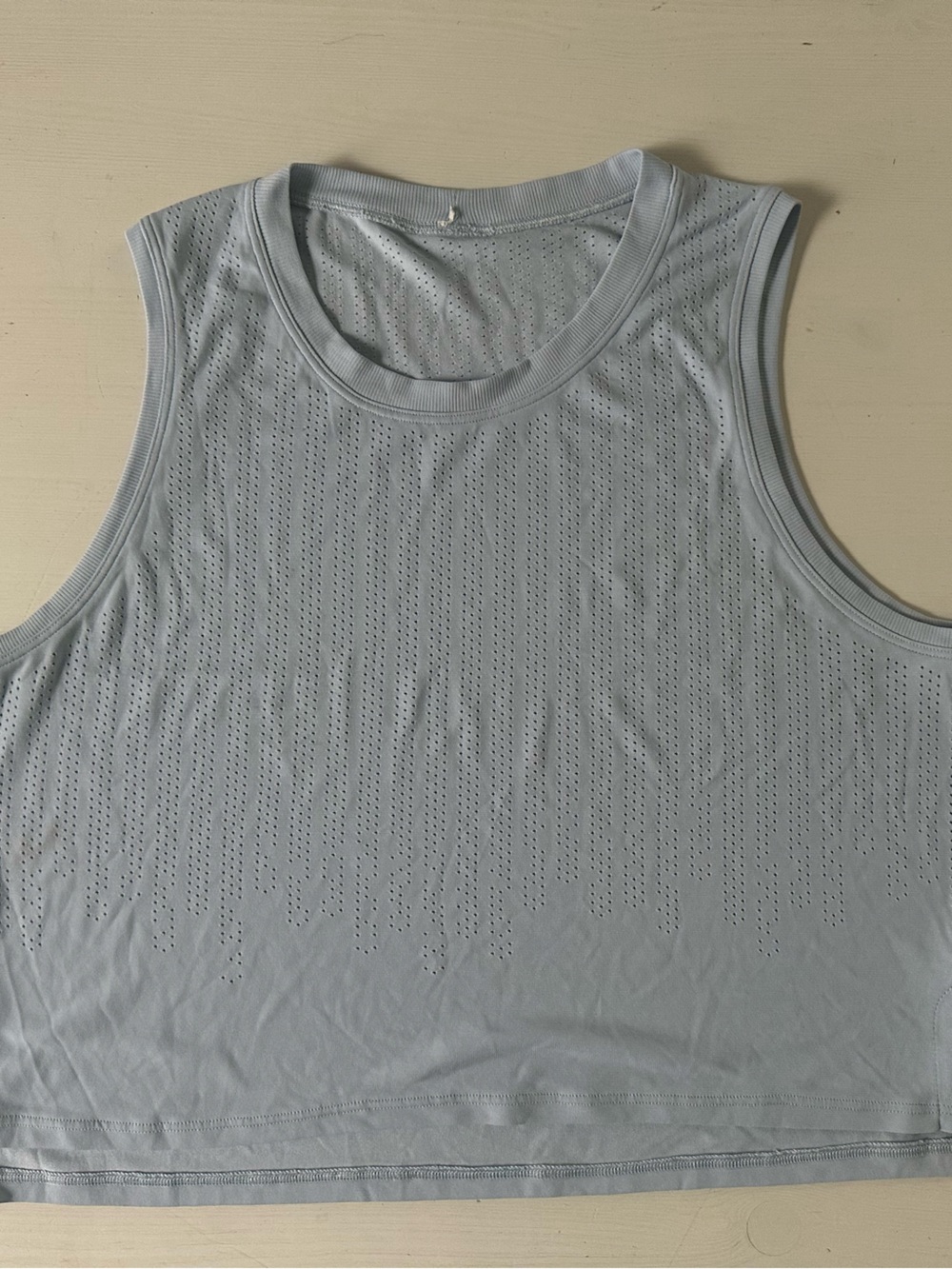 Lululemon Train to Be Tank – Daydream – Medium (Estimated)